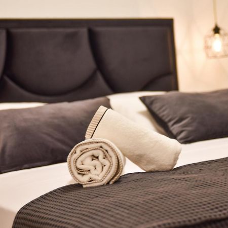 Luxury Apartments La Perla Bibinje Oda fotoğraf