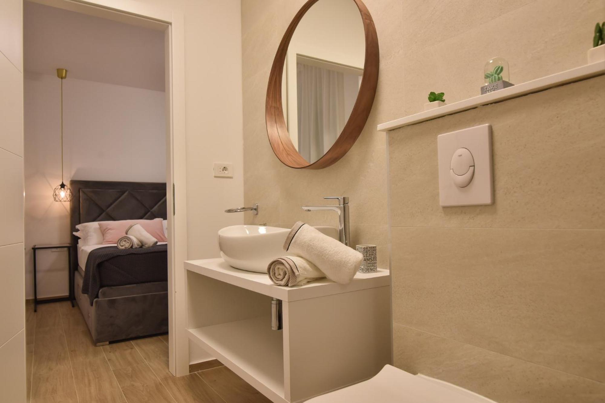 Luxury Apartments La Perla Bibinje Oda fotoğraf